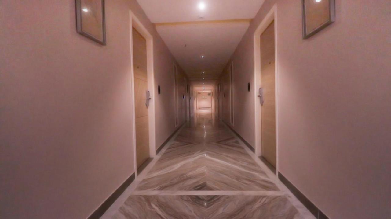 Hotel Star City Chennai Bagian luar foto
